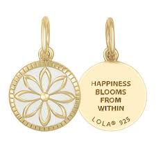 LOLA® Daisy Pendant