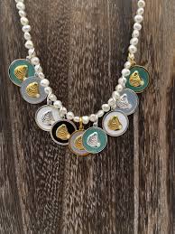 LOLA® Oyster Gold Pendant
